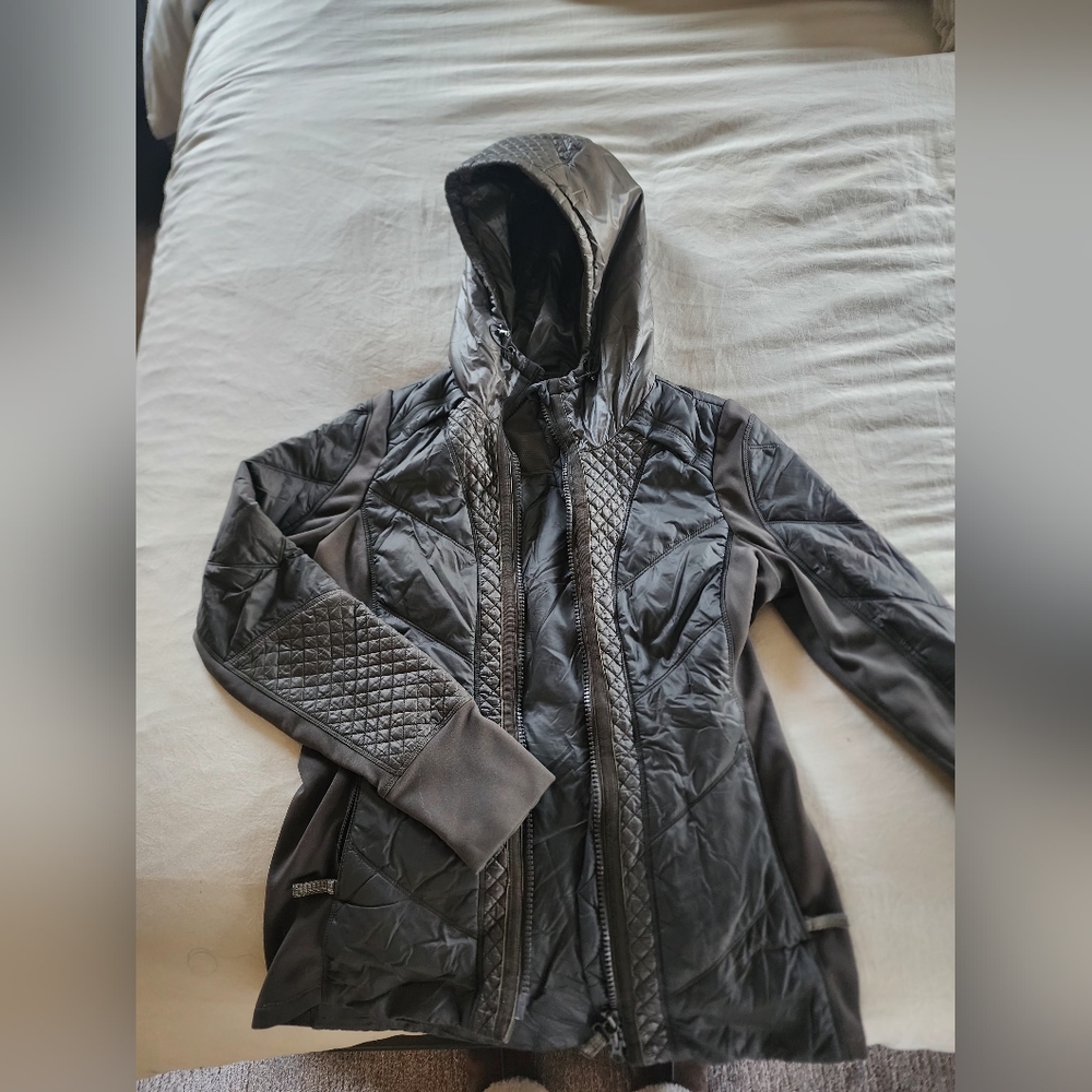 Athleta Rock Springs Jacket - Picture 2 of 9